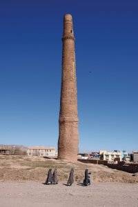 L'un des cinq minarets encore debouts. Ils sont les symboles d'Hérât.