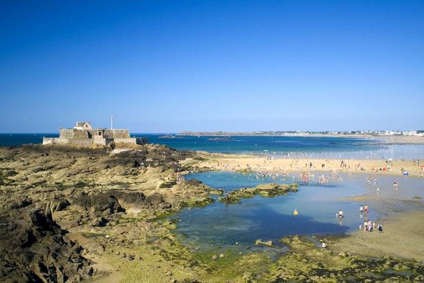 Idylliques, peu fréquentées : le top 5 des plages bretonnes