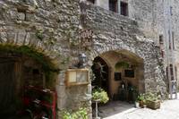 L Auberge Du Chat Perche Restaurant Aveyronnais La Couvertoirade L Auberge Du Chat Perche Restaurant Aveyronnais La Couvertoirade