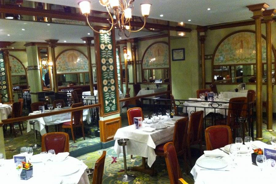 La Fermette Marbeuf Cuisine Francaise Paris