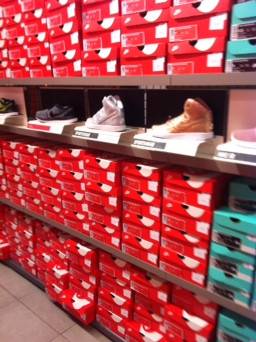 NIKE FACTORY STORE Sportswear Streetwear Mulhouse 68100