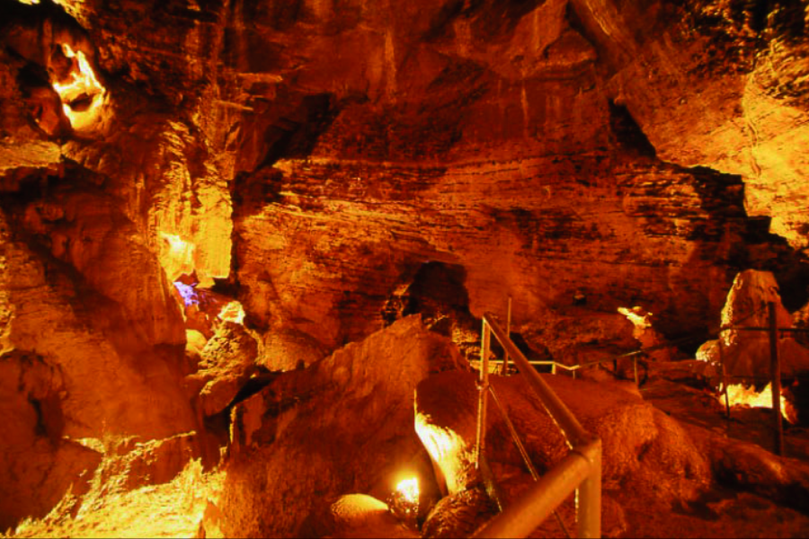 Intérieur de la Grotte - ©Ville de Sassenage