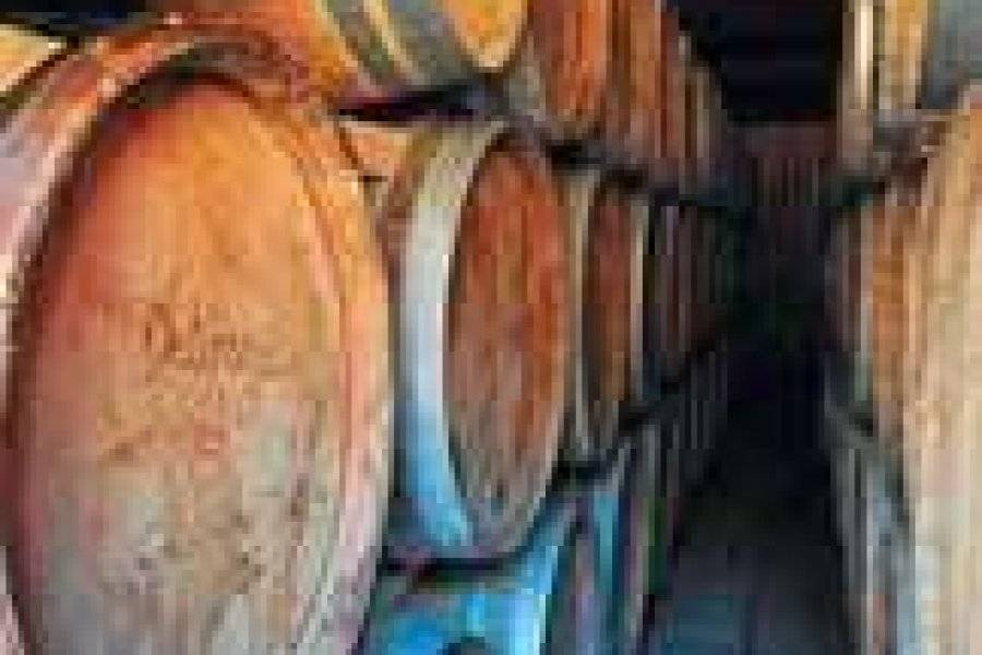 DISTILLERIE GUILLON Vins – Alcools – Boissons sans alcool Val De Livre photo n° 60954 - ©DISTILLERIE GUILLON