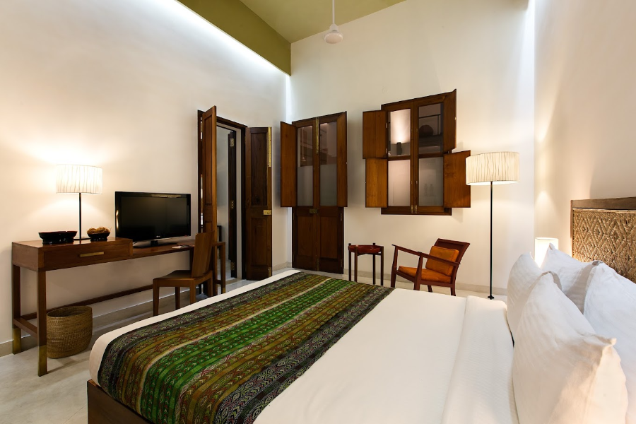 LA VILLA SHANTI