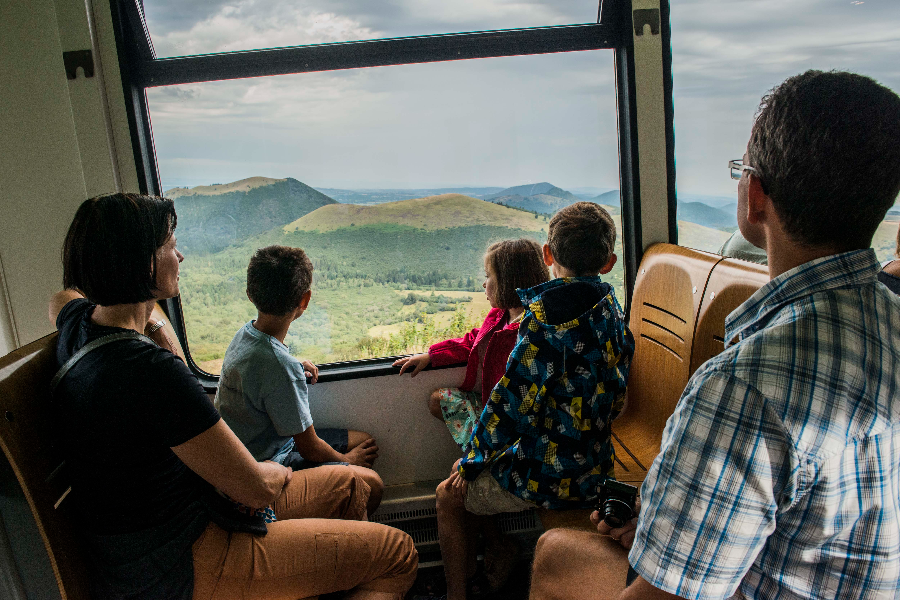 Dans le train - ©Gérard Fayet