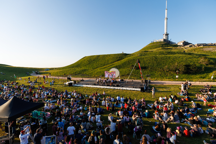 Spectacle au sommet du Puy-De-Dôme - ©TC Dôme