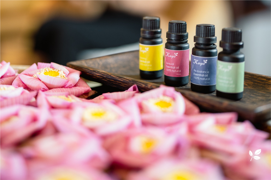 Nos clients ont le choix entre 4 huiles de massage différentes 100% naturelles