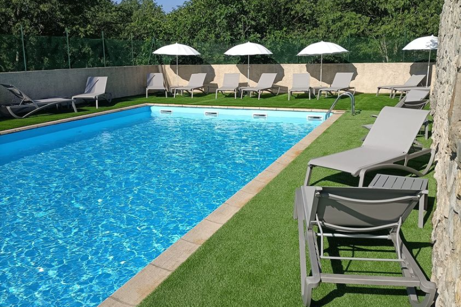 Hôtel piscine Ardeche