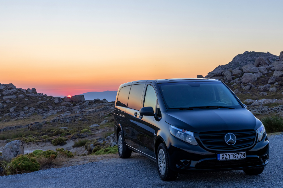 Mercedes Vito Mini Van