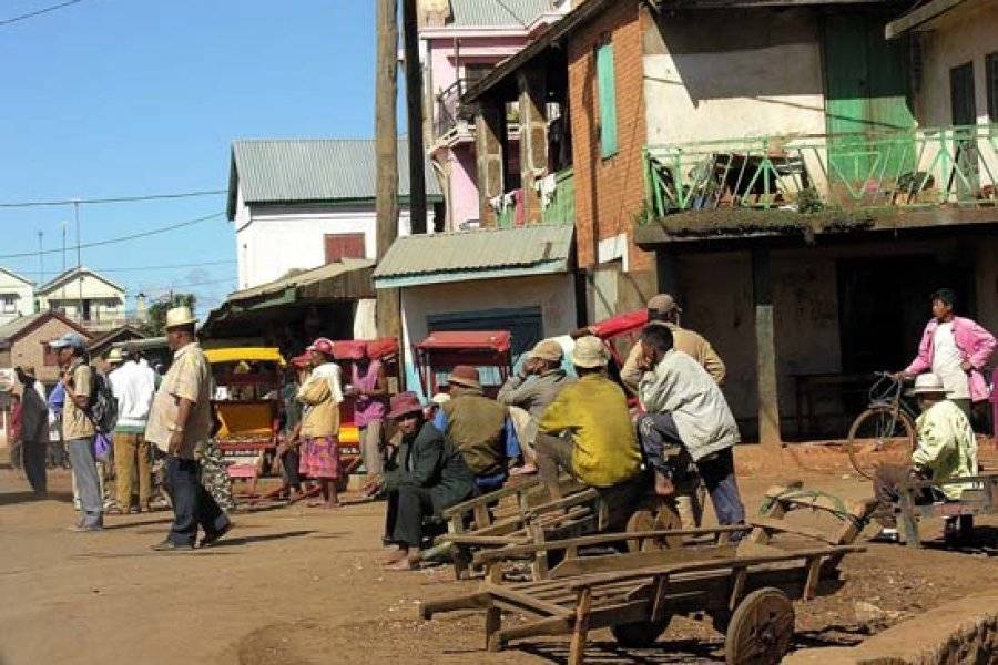 LOCATION PARANY Voiture Tana - Antananarivo photo n° 208104