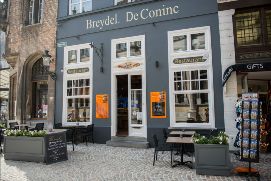 Breydel de Coninc restaurant devanture Bruges cuisine traditionnelle flammande - ©Breydel de Coninc