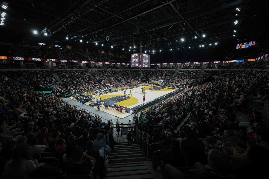  - ©ORLÉANS LOIRET BASKET