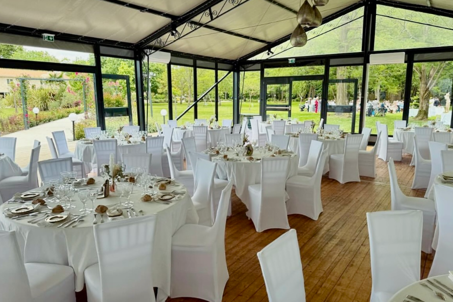 Location HAPPY DAYS RECEPTION