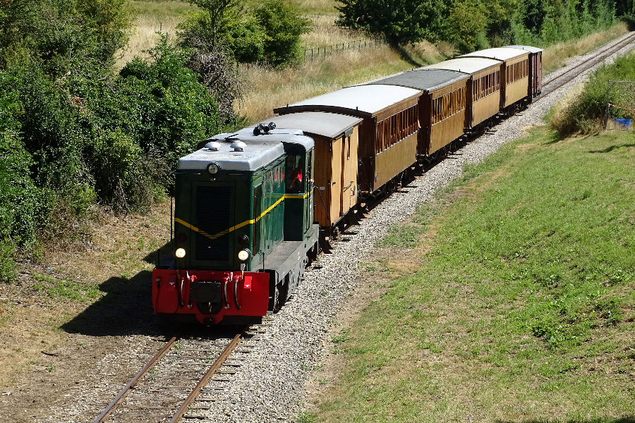 Train Diesel vers Cayeux-sur-Mer - ©R Vercaigne
