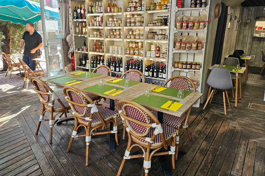 LE MARCHÉ DES DÉLICES