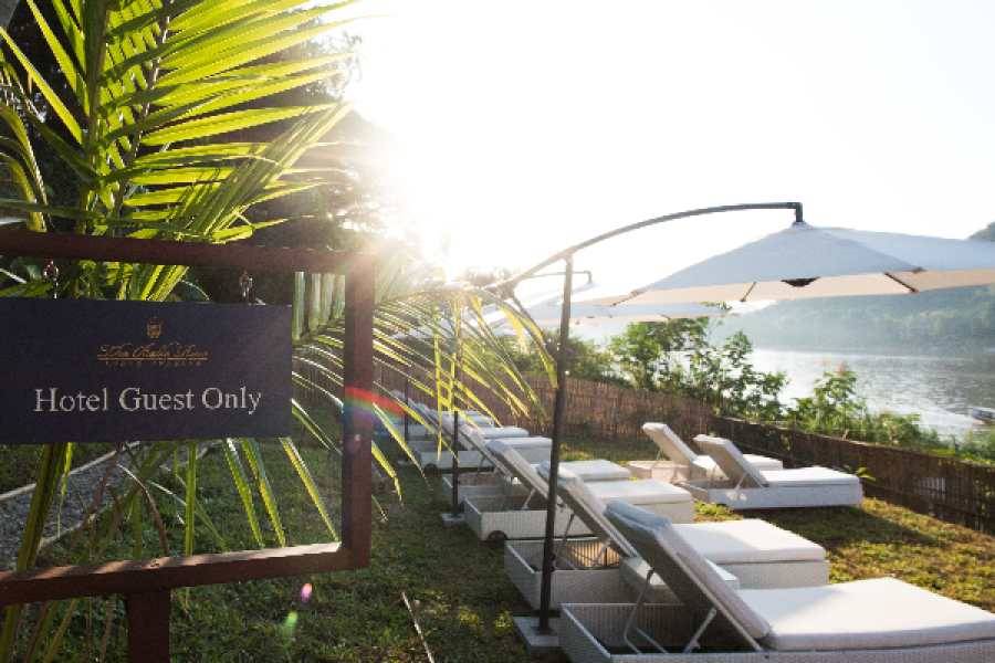 Relax garden on the Mekong riverbank - ©The Belle Rive Boutique Hotel