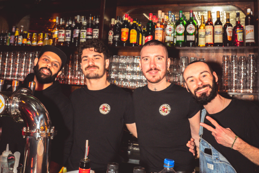 La team Vintage Café