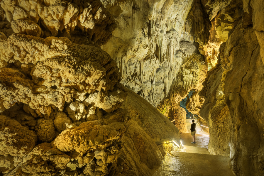 Grottes du Cerdon - Parc de Loisirs Préhistoriques