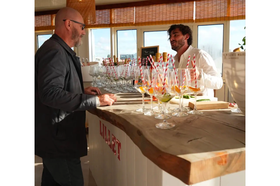 Bar, cocktail, soirée, privatisé