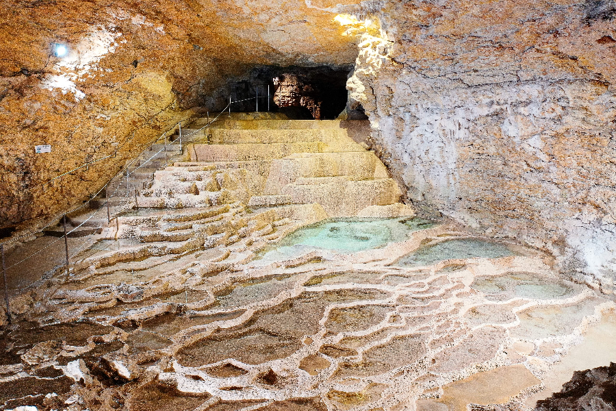 Les Gours (Petits bassins) - ©Les Grottes de La Balme