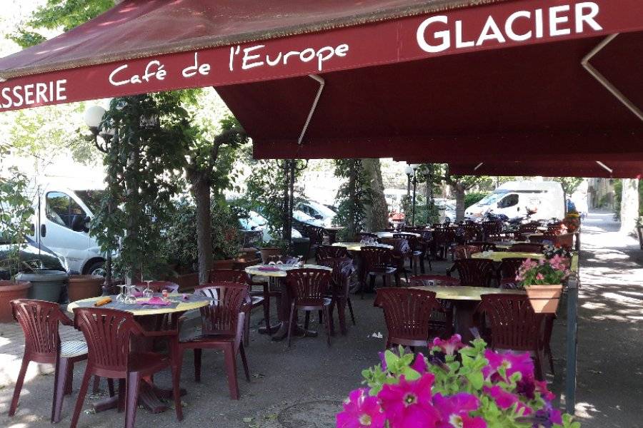  - ©LE CAFÉ DE L'EUROPE