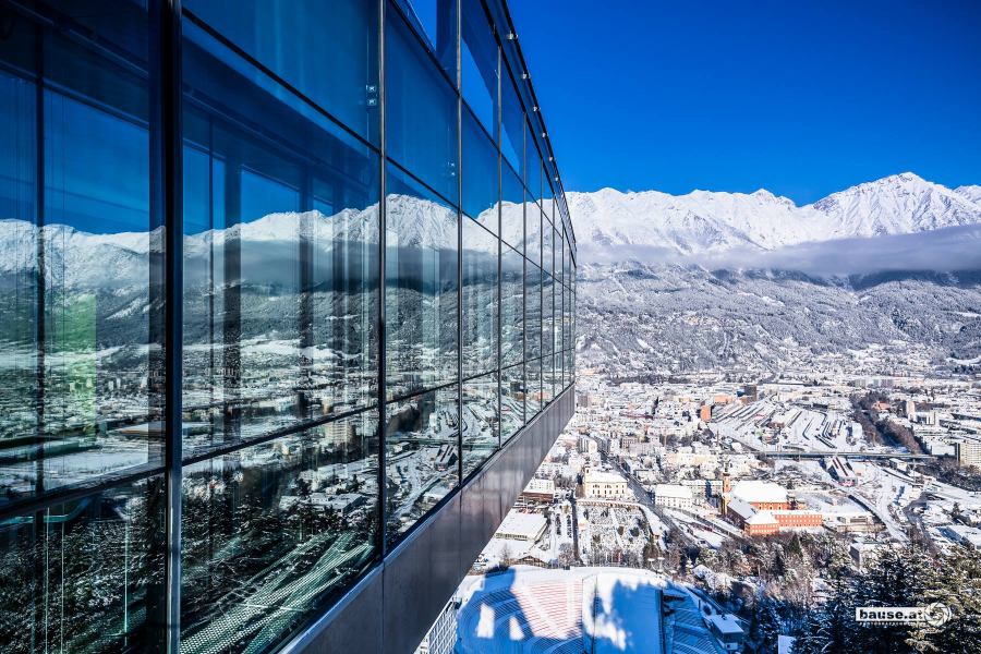 Bergisel - Panorama sur Innsbruck depuis le tremplin olympique - ©Bergisel