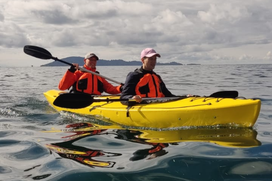 Une excursion en kayak sur le fameux lac Titicaca! - ©Inversiones Circuit Perou SAC