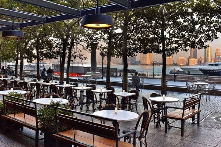 LE DISTRICT