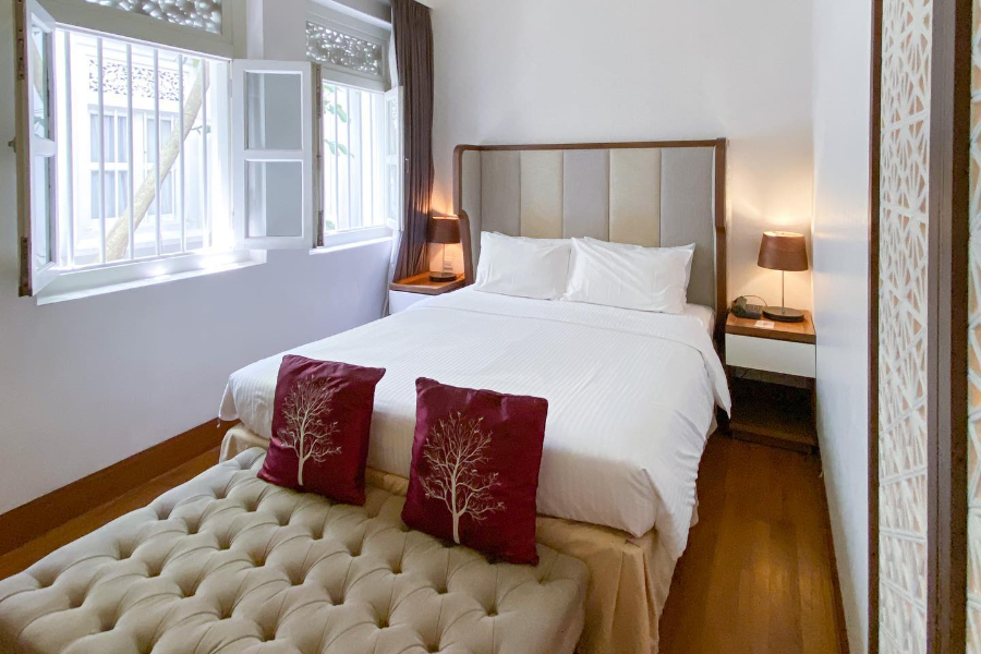 THE SULTAN HOTEL
