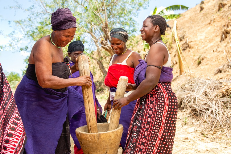 Enjoy the moment during a local food preparation experience - ©Yes