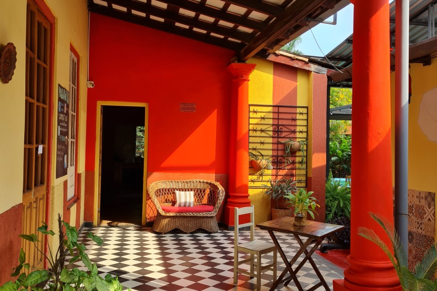 EL NÓMADA HOSTEL