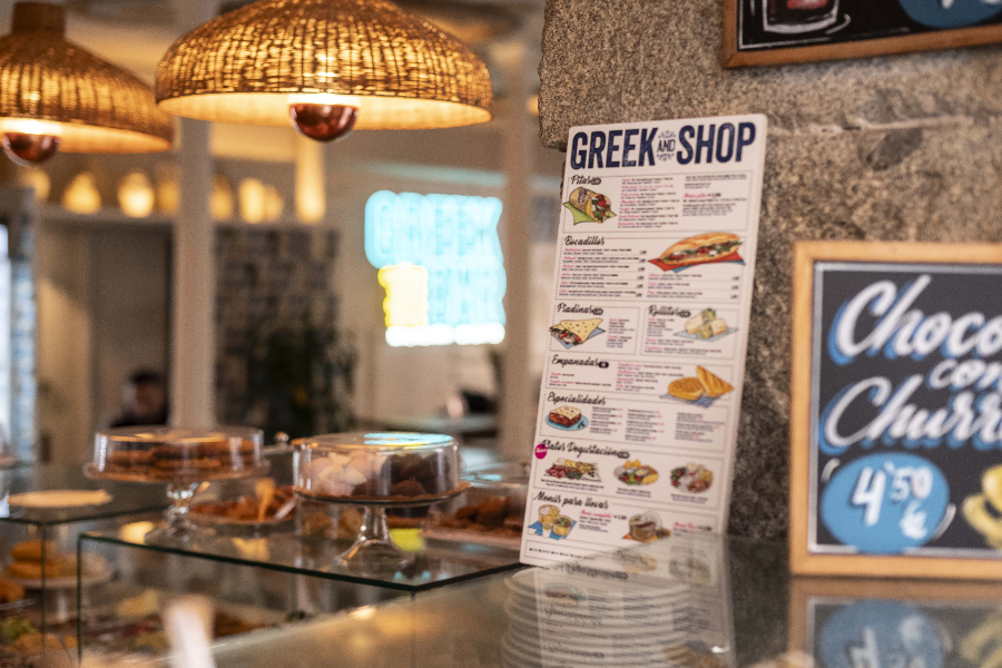 Greek and Shop - ©@greekandshop