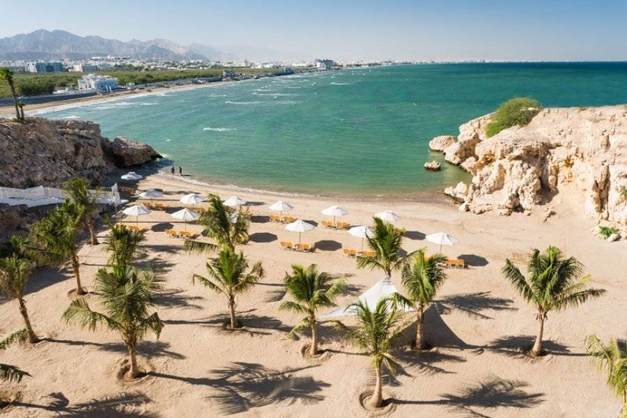 Private Beach - ©CROWNE PLAZA MUSCAT