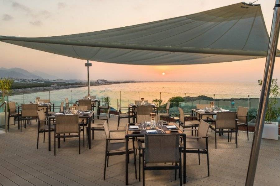 The Edge Restaurant - ©CROWNE PLAZA MUSCAT