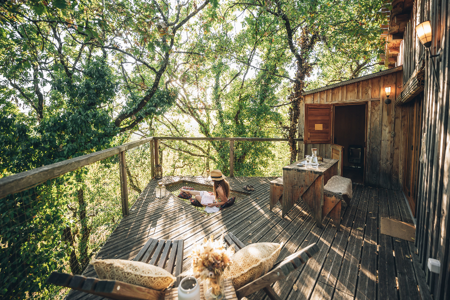 cabane_perchée_avec_spa_et_sauna_privatif_en_occitanie