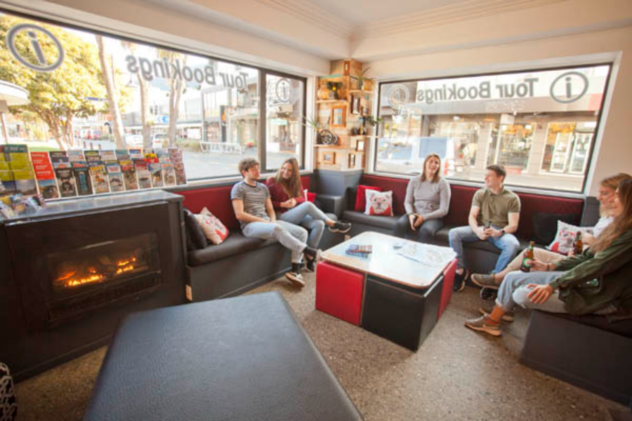 Chillout in out and meet fellow travellers in our lounge by the fire, Absoloot Hostel QT