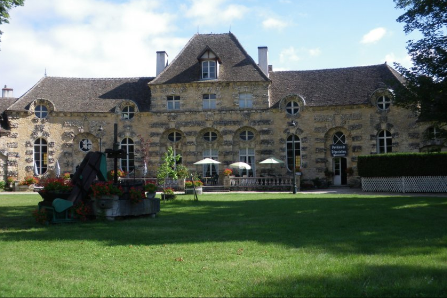 Petit Château - ©Château de Savigny-les-Beaune