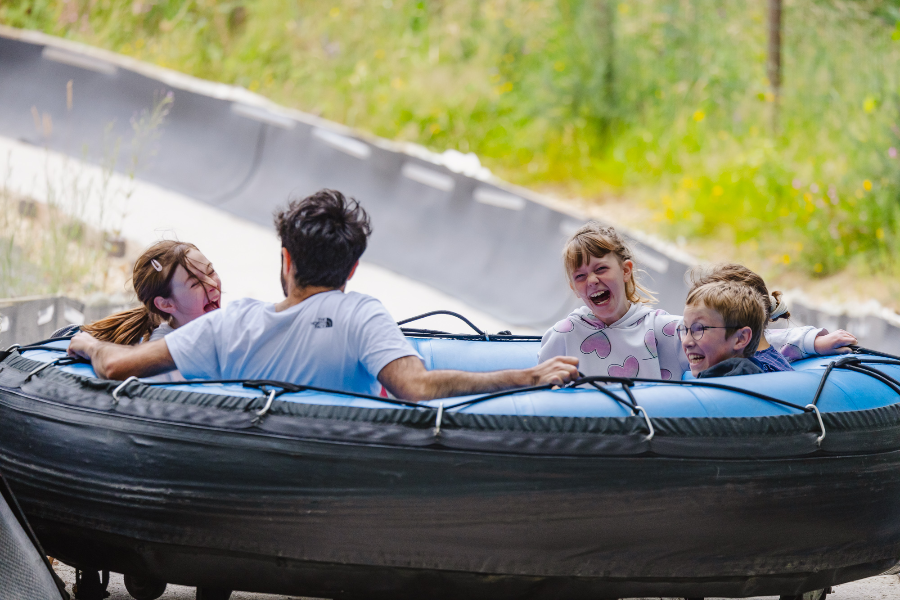 Raft o folies La Balade du Père Nicolas - ©Simon Bourcier