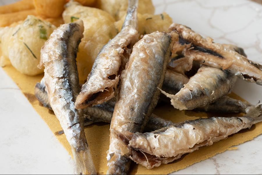 Fried Anchovies