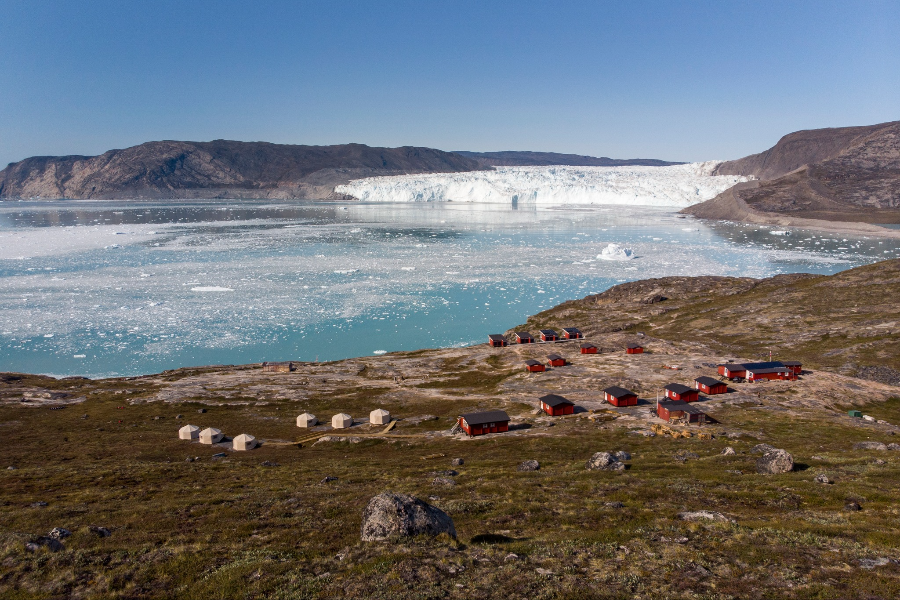 GLACIER LODGE EQI