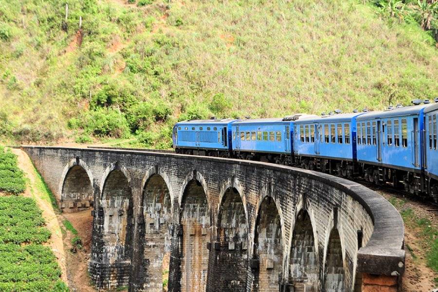 Train au Sri Lanka - ©MAI GLOBE TRAVELS