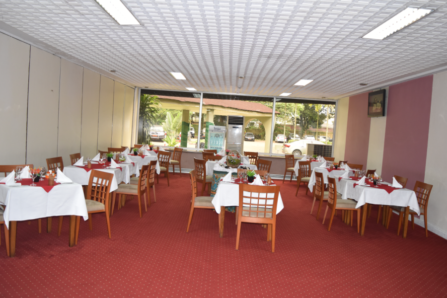 Restaurant - ©HÔTEL SAWA