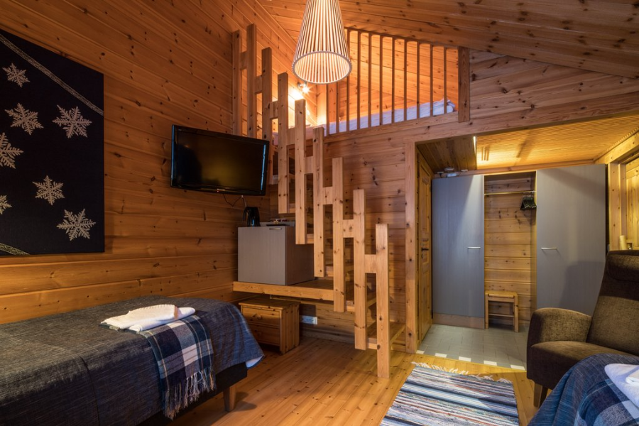 HOTEL YLLÄS HUMINA