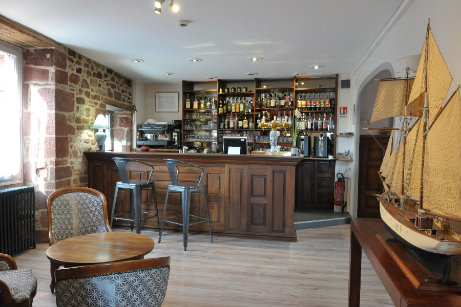 bar relais st jacques collonges la rouge
