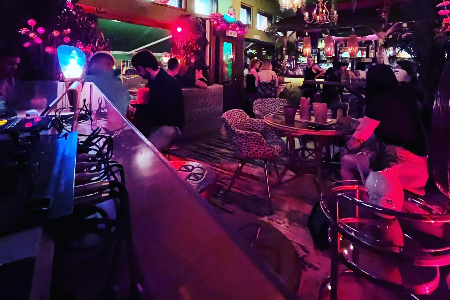  - ©TIKI BAR ATHENS