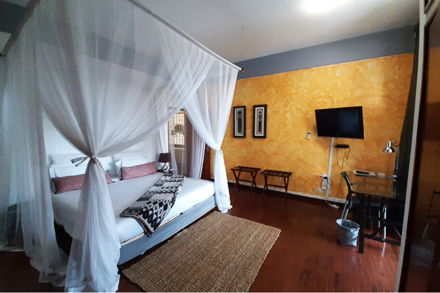 Grande chambre double - ©FigTree Guesthouse Maputo