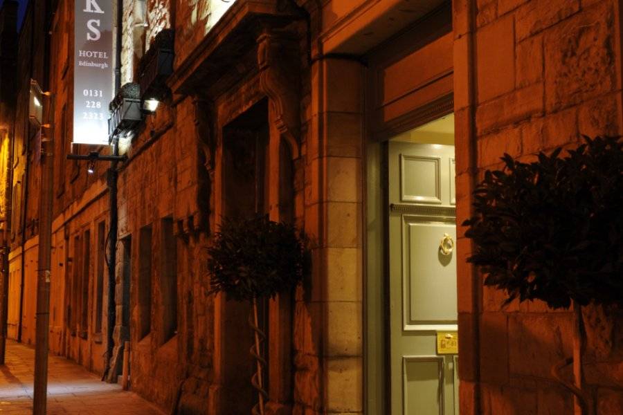 Entrée de l’hôtel - ©BROOKS HOTEL EDINBURGH