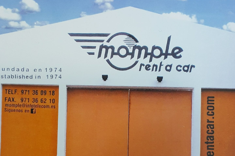 Momple Rent a Car - ©Momple Rent a Car