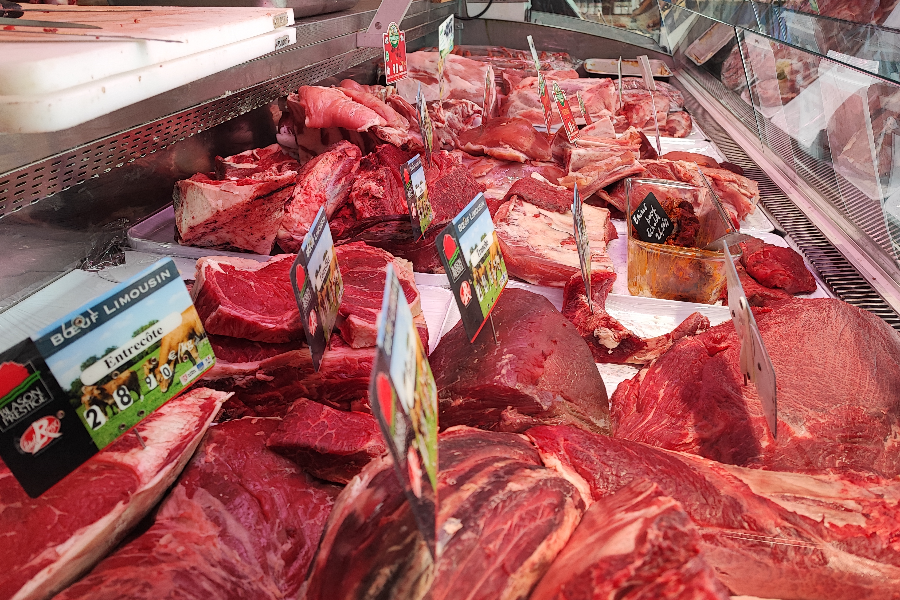 A l'Atelier du Boucher, la viande passe directement de la vitrine à l'assiette ! - ©Enora Heurtebize