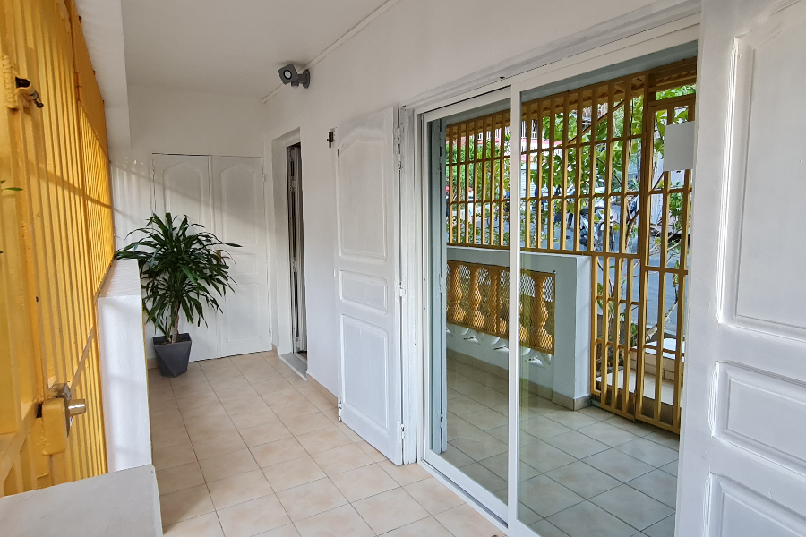 Terrasse Entrée - ©Le Madina Mayotte